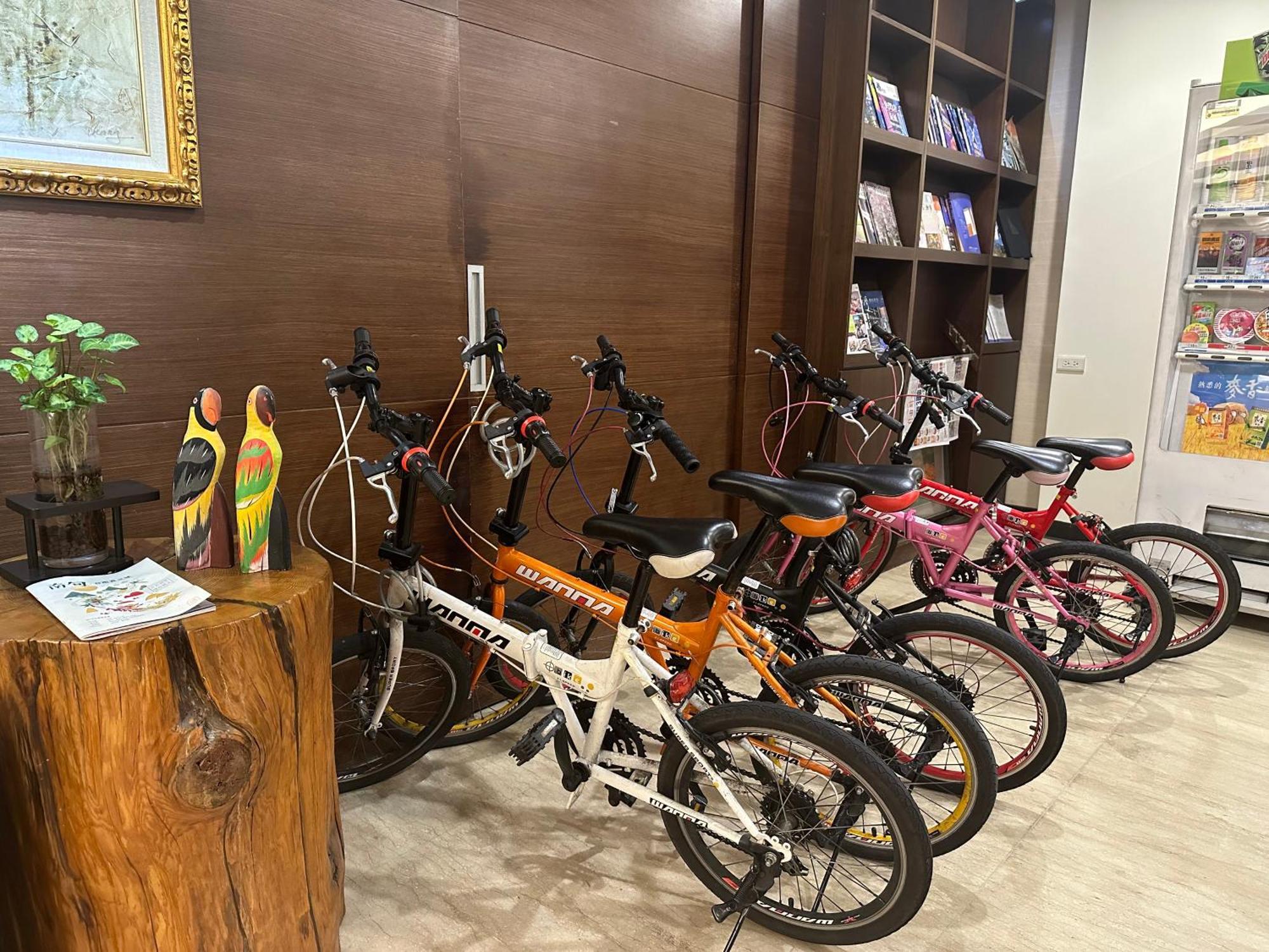 Young Soarlan Hotel - Tainan Dış mekan fotoğraf